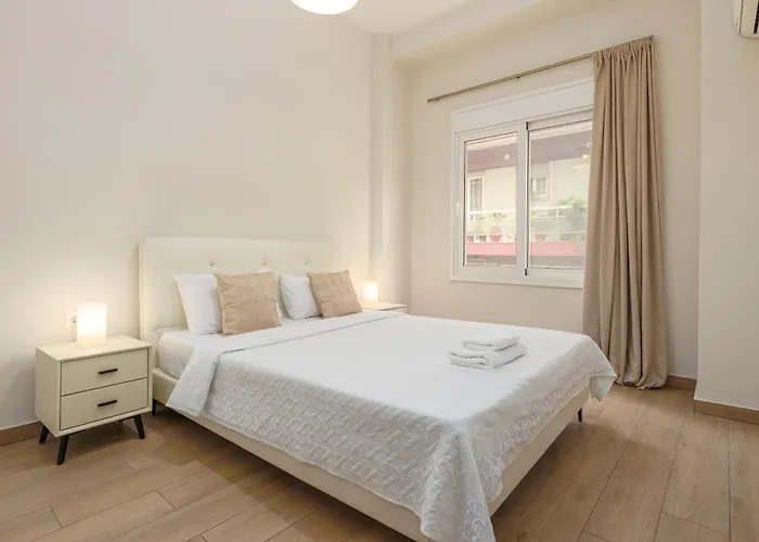 Cozy New Apartment Nearby Metro