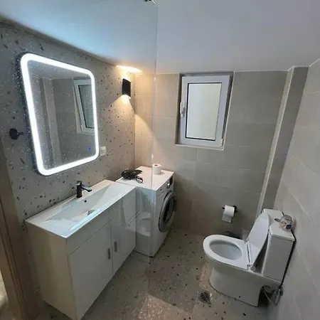 Cozy New Apartment Nearby Metro Athen Exterior foto