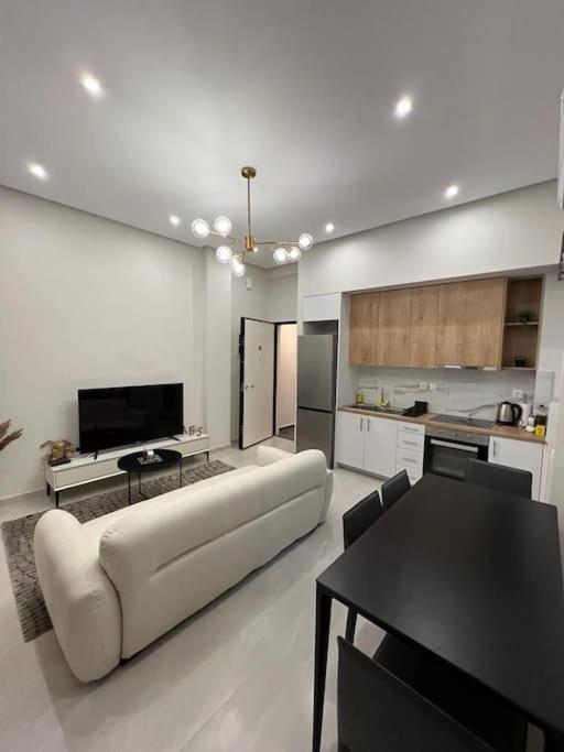 Διαμέρισμα Cozy New Nearby Metro